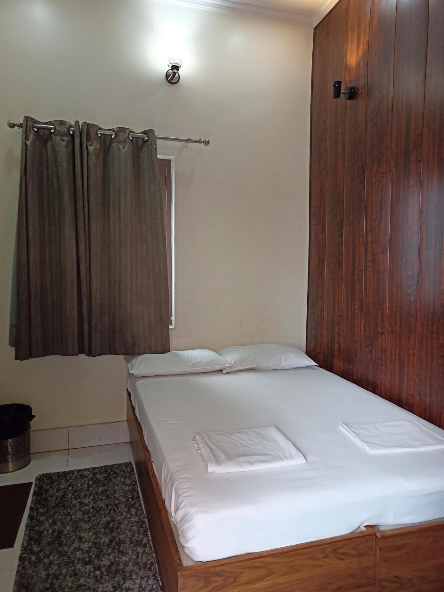 Hotel Alka Βαρανάσι Εξωτερικό φωτογραφία