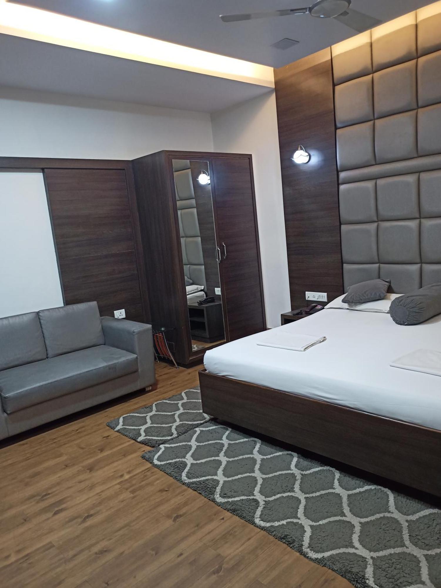 Hotel Alka Βαρανάσι Εξωτερικό φωτογραφία