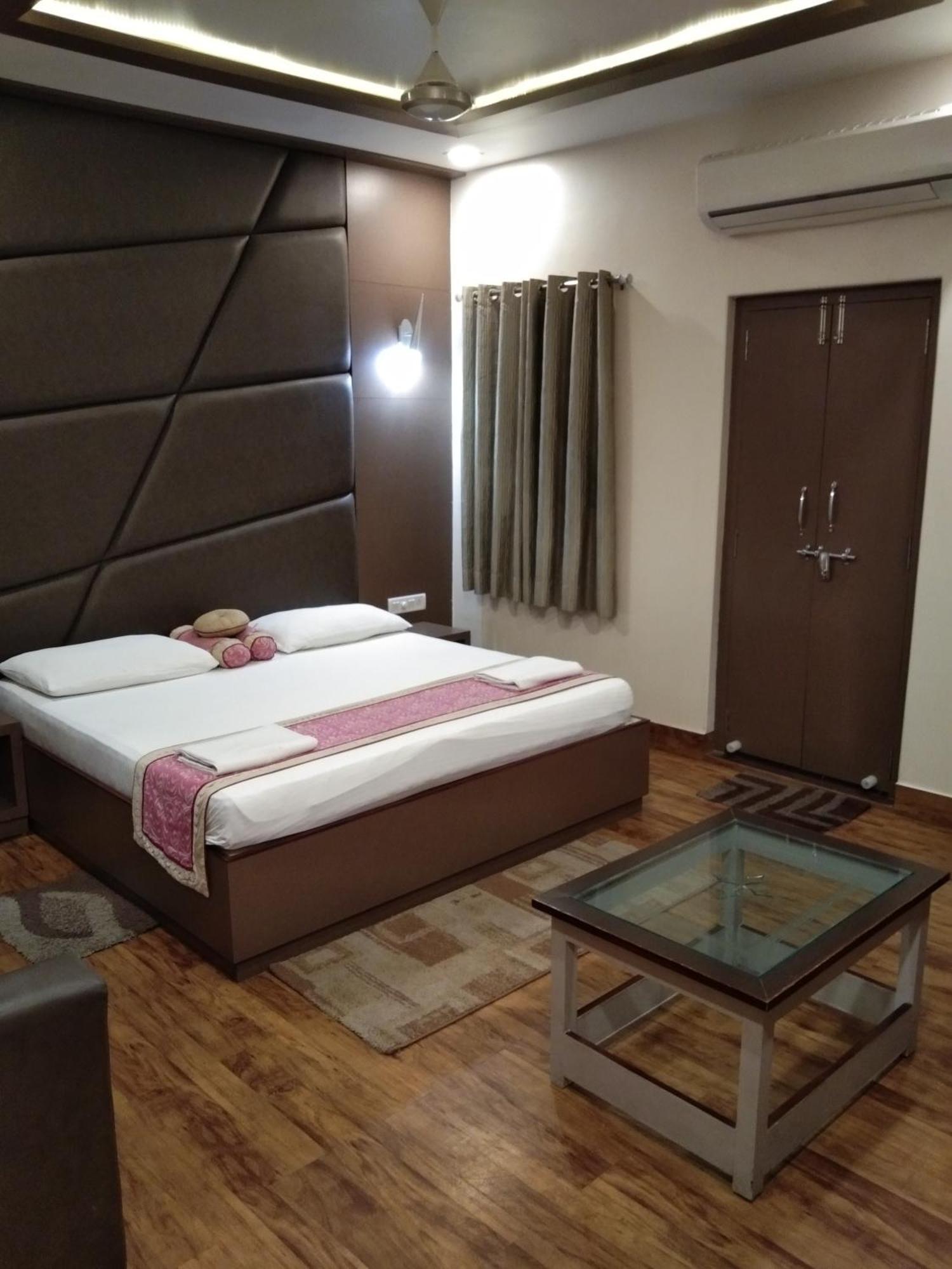 Hotel Alka Βαρανάσι Εξωτερικό φωτογραφία